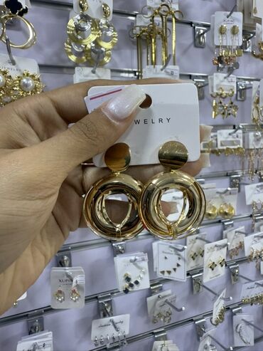 Bijuteriya dəstləri: Qadın bəzək aksesuarları – geniş seçim Məhsullar: - Qızılı tonlarda — 69