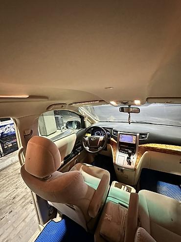 Toyota: Toyota Alphard: 2009 г., 2.4 л, Автомат, Бензин, Минивэн — 12