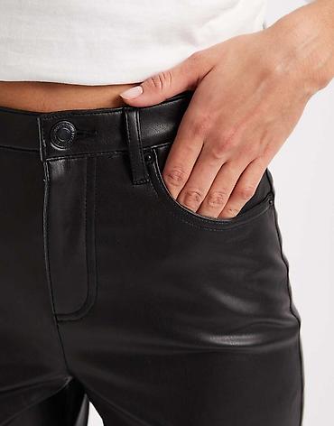 ugg klompe: Vero moda eko pantalone. Dubok struk, zvoncare. Nisu oresiroke dole — 1