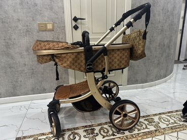 Modullu arabalar: Klassik gəzinti arabası, İşlənmiş