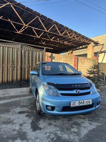 жип тойота: Toyota ist: 2005 г., 1.5 л, Автомат, Бензин, Седан