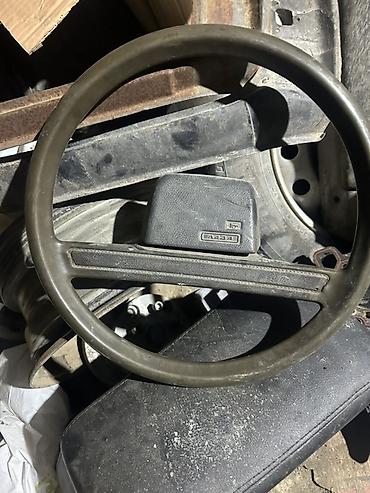 rul vaz: Məhsul: Klassik “LADA” sükan çarxı Təsvir: - Sovet istehsalı LADA — 2