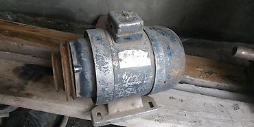 Другое строительное оборудование: Электродвигатели / электро мотор / насос водяной (на зап части) / — 11