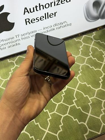 Apple iPhone: IPhone 15, 128 GB, Qara, Face ID — 11