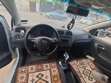 Продажа авто: Volkswagen Polo: 2018 г., 1.6 л, Бензин, Седан — 6