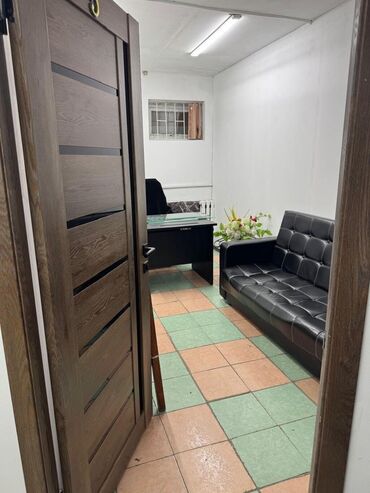дома нижняя ала арча: Сдаю Офис, 15 м², В бизнес центре, 1 линия
