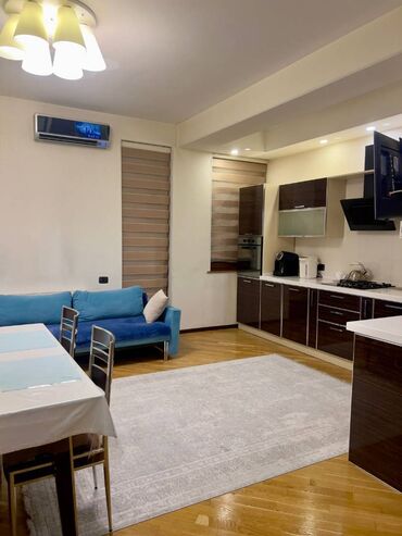 Склад: Daşınmaz əmlak ofisinə işçi tələb olunur