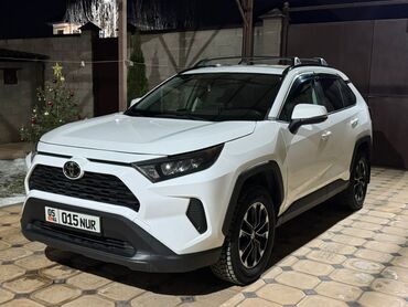 Toyota: Toyota RAV4: 2019 г., 2.5 л, Автомат, Бензин, Внедорожник