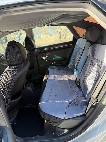 Audi: Audi A6: 2001 г., 2.4 л, Механика, Бензин, Седан — 10