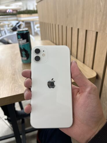 Apple iPhone: IPhone 11, Б/у, 64 ГБ, Белый, 75 %