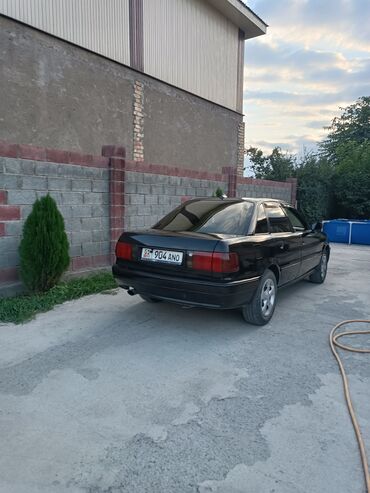 ауди a7: Audi 80: 1991 г., 2 л, Механика, Бензин, Седан