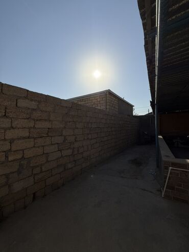 Həyət evləri və villaların satışı: Binəqədi qəs. 4 otaqlı, 180 kv. m, Kredit yoxdur, Yeni təmirli — 4