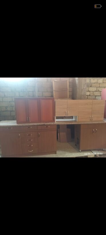 metbex mebli: Metbext satilir. Qiymeti 190 Azn Unvan masazir uzerinde aspirator