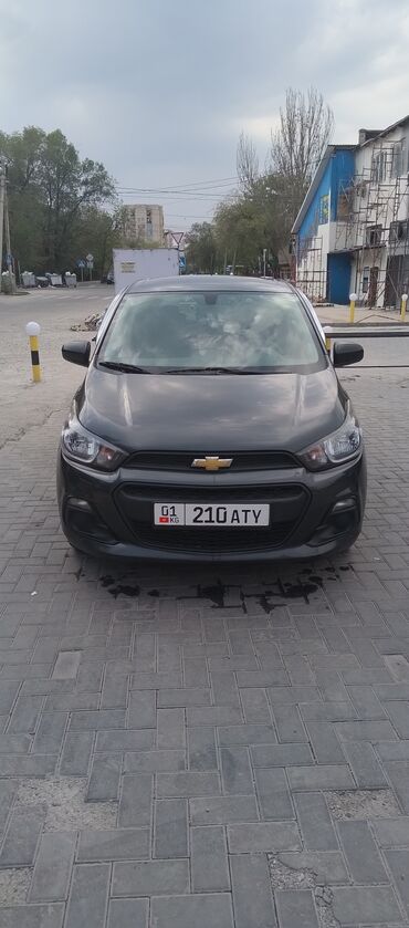 авто заратка: Chevrolet Spark: 2016 г., 1 л, Автомат, Бензин, Хетчбек