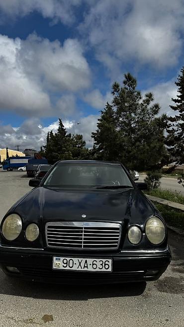 w210 oturacaqlar: Mercedes-Benz E-Class: 2.4 l | 1998 il Sedan — 4