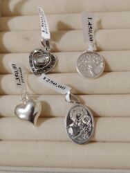 Privesci za nakit: Srebrni privesci sa raznovrsnim motivima, emajlom i cirkonima Opis: - — 3