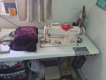 Бытовая техника: Швейная машина Оверлок, Швейно-вышивальная, Автомат