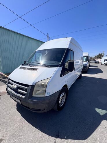 Ford: Ford Transit uzun bazalı, yüksək tavanlı yük mikroavtobusu — 3