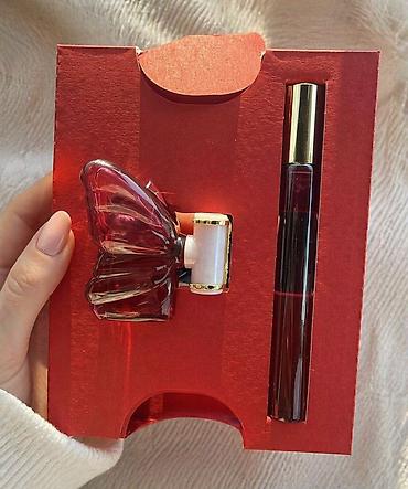 bomba: CAROLINA HERRERA La Bomba – qadınlar üçün mini ətir dəsti Məzmun: - — 2