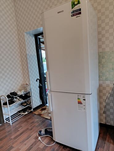 буушный халадилник: Холодильник Beko, Требуется ремонт, Двухкамерный, 80 * 180 *
