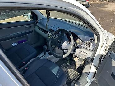 w211 e270: Mazda Demio: 2004 г., Бензин, Хэтчбэк — 6