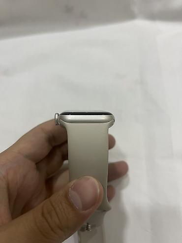 Apple Watch: Продаю Apple Watch SE 2-поколение 41mm белые! Часы измеряют кислород — 5