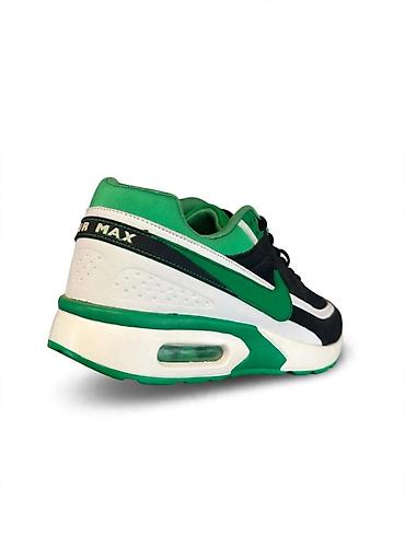 buzz nike dunk: Nike Air Max tenisice – model sa vidljivom Air jedinicom u peti. - — 3