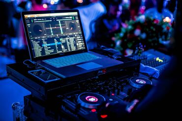 Səs avadanlığı: Dj-lər üçün hər tərz musiqi qovluqları Dj-lər üçün hər tərz musiqi