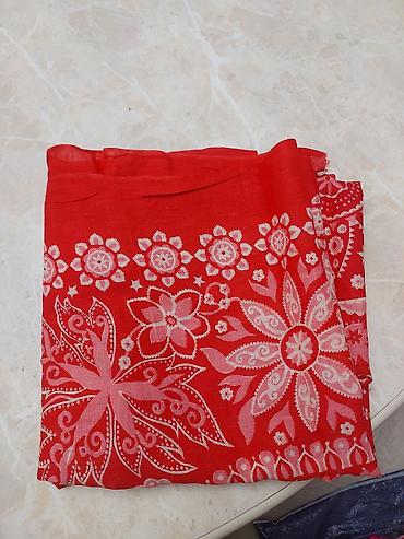 ev damasniki: Qırmızı naxışlı şal (başörtüsü/örtük) - Material: yüngül, nəfəsalan — 2