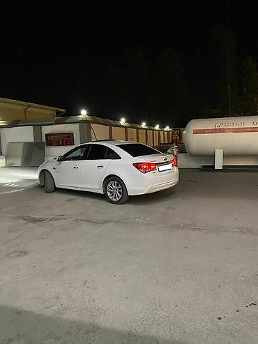 changan x5 plus: Chevrolet Cruze: 2014 г., 1.8 л, Механика, Бензин, Седан — 3