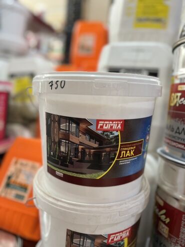 полировальные машины: Лак глянцевый от компании Fomix, предназначен для защиты и