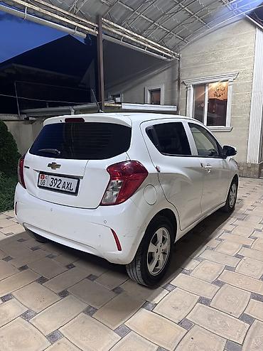 видном: Chevrolet Spark: 2018 г., 1 л, Вариатор, Бензин, Хэтчбэк — 3