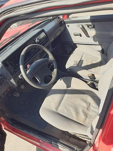 крыло пассат: Volkswagen Golf: 1990 г., 1.8 л, Кол менен иштөөчү, Хетчбек — 7