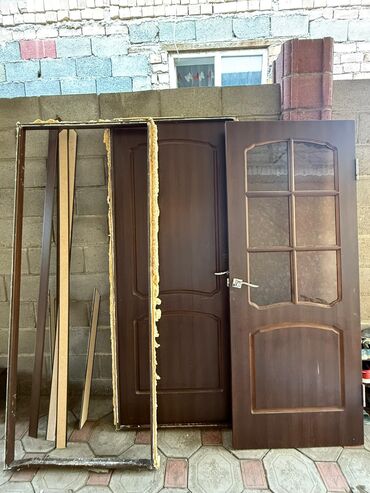 двери для домов: Жабык ички эшик, Россия, түсү - Күрөң, 2 * x 80 см, Колдонулган