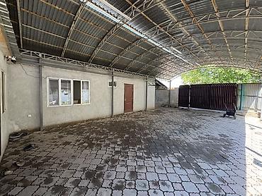 Продажа коттеджей и домов: ‼️Срочно продается дом‼️ Ж/м Бакай-Ата 🏡 Продается уютный 4-комнатный — 25