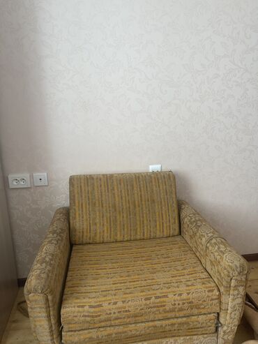 кухонный гарнитур каракол в Кыргызстан | Мебельные гарнитуры: Продаю кресло кровать, шкаф, тумбочку, импортный кухонный гарнитур в