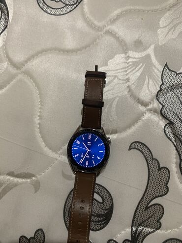 сумка michael kors: Смарт‑часы с круглым AMOLED‑дисплеем и классическим дизайном -