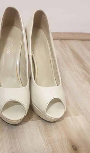 ljubicasta haljina i cipele: Salonke, 38