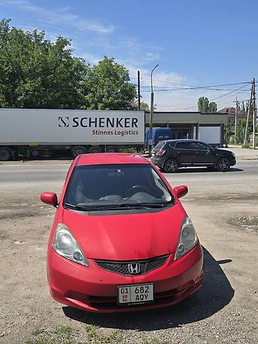 fit 2: Honda Fit: 2009 г., 1.5 л, Автомат, Бензин, Хэтчбэк — 2
