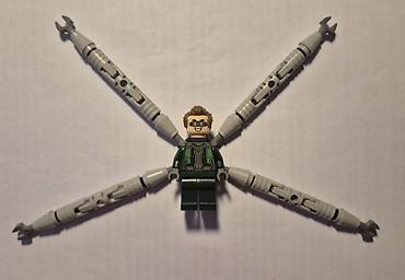 tricikl: Lego Doc Ock figura u odličnom stanju, original. Ne prihvatam zamene — 2