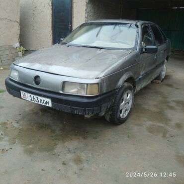 Volkswagen: Volkswagen Passat: 1991 г., 1.8 л, Механика, Бензин