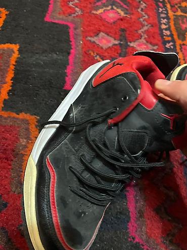 air jordan 4: 41 razmer xaricden alinib cox gozel ayaqabidir basketbol ucun birebir — 3