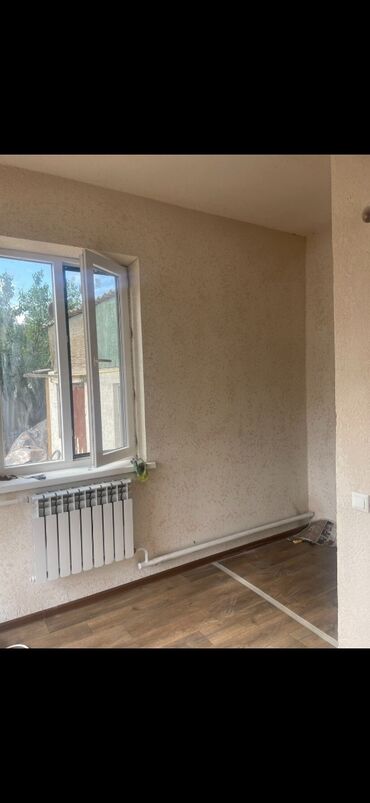 Торговые контейнеры: 35 м², 2 комнаты, Забор, огорожен