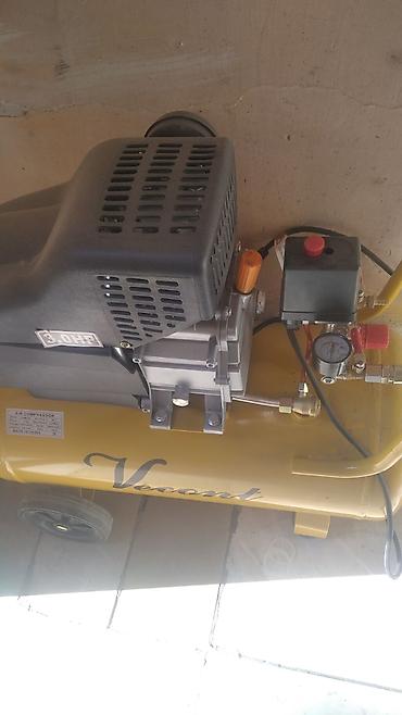 compressor: Поршневой воздушный компрессор Vecont - Электродвигатель: 3.0 HP — 2