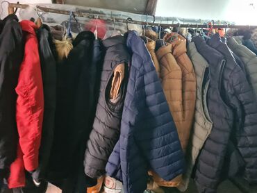 Ostalo: Muške i ženske lagane puffer jakne - Model: kratke, prošivene puffer — 12