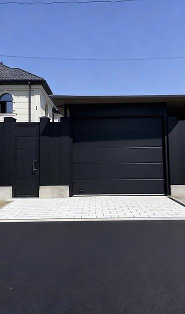 Секционные ворота: Автоматические, Alutech, Для гаража, Для частного дома, Для контейнера, Бронированные, В рассрочку, Новый, Бесплатная установка — 25