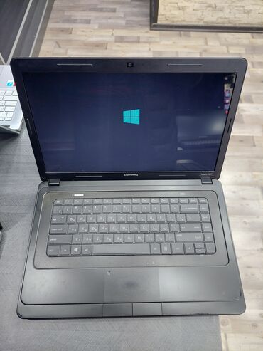 melber diski: AMD E-350, 4 GB, 15.6 "