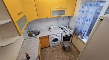 матросова кулатова: 2 комнаты, 44 м², 104 серия, 4 этаж, Старый ремонт