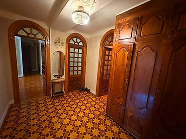 xankəndi evlərin satisi: Bakı, Həzi Aslanov qəs., 4 otaqlı, Köhnə tikili, m. Həzi Aslanov, 100 kv. m — 9