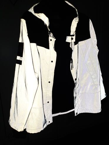 куртки норт фейс: Куртка XL (EU 42), цвет - Серебристый